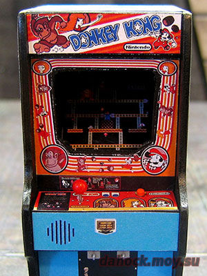 Аркадный игровой автомат с игрой Donkey Kong